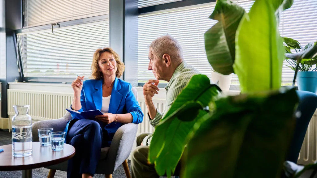 Verzuimgesprek tussen man en vrouw
