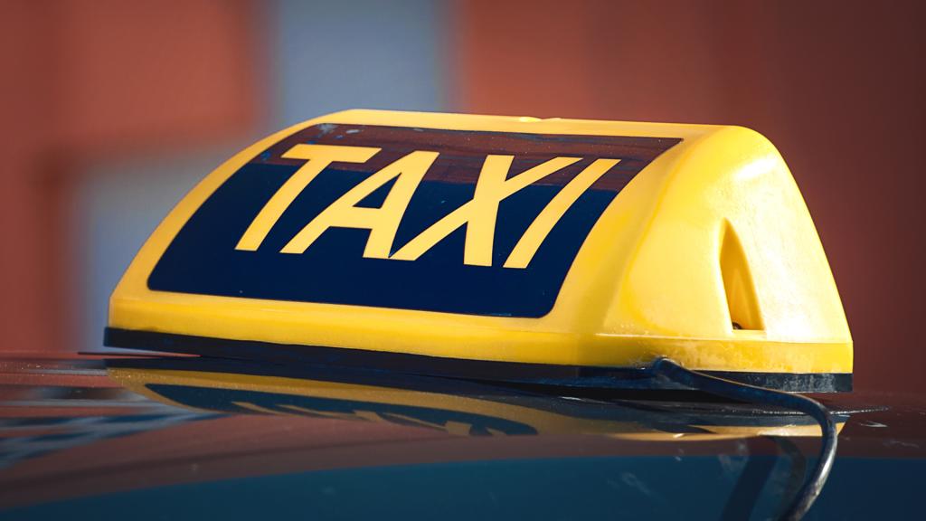 Taxi