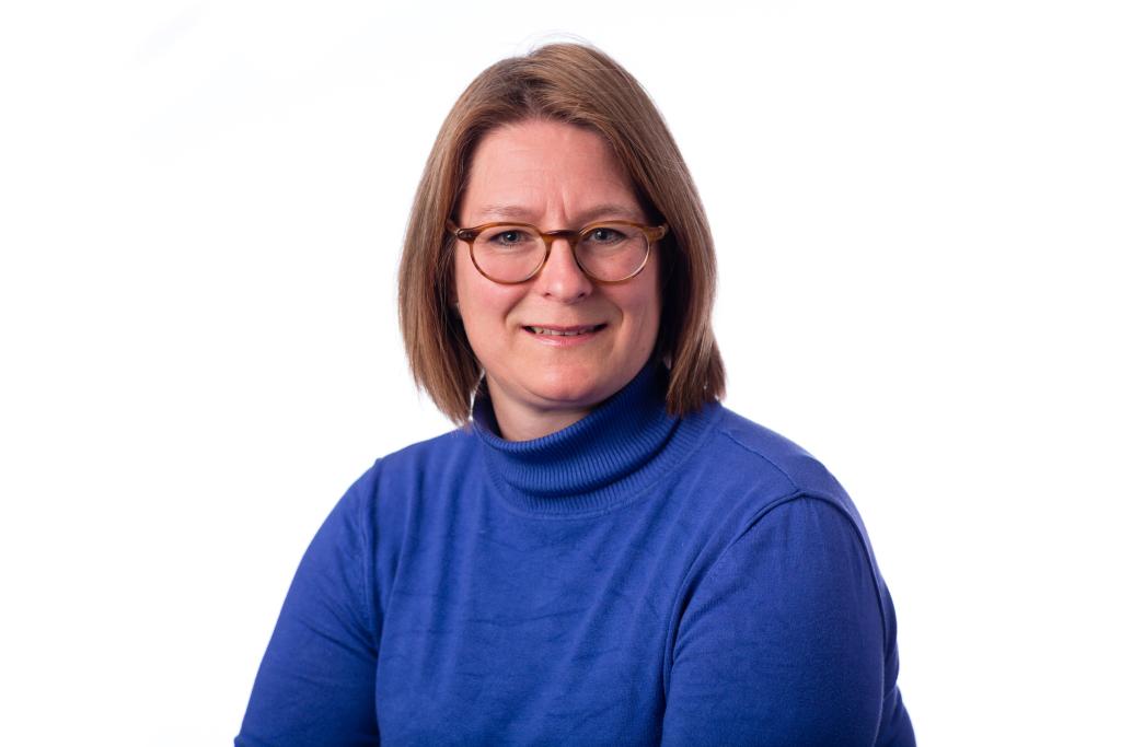 Christine Holdert
